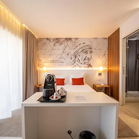 Hotel The Icons 3*