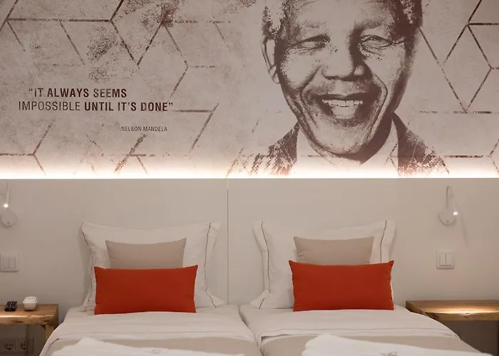 Hotel The Icons