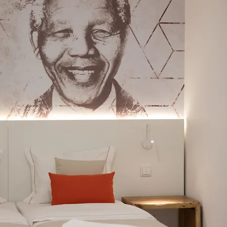 Hotell The Icons 3*