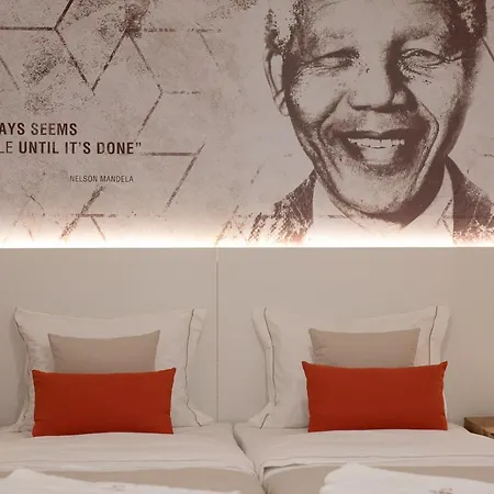 Hotell The Icons