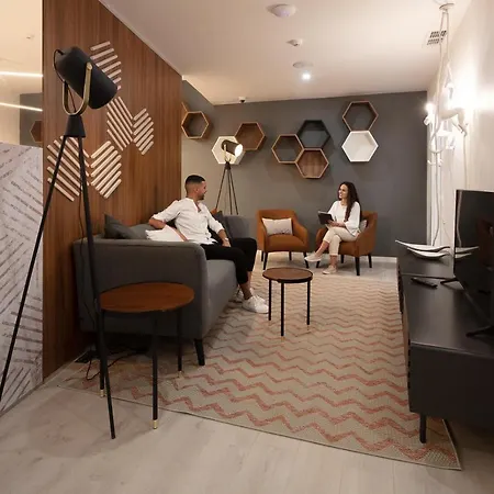 Hotel The Icons