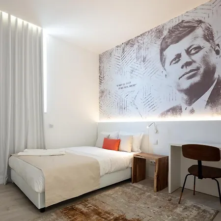 Hotel The Icons 3*